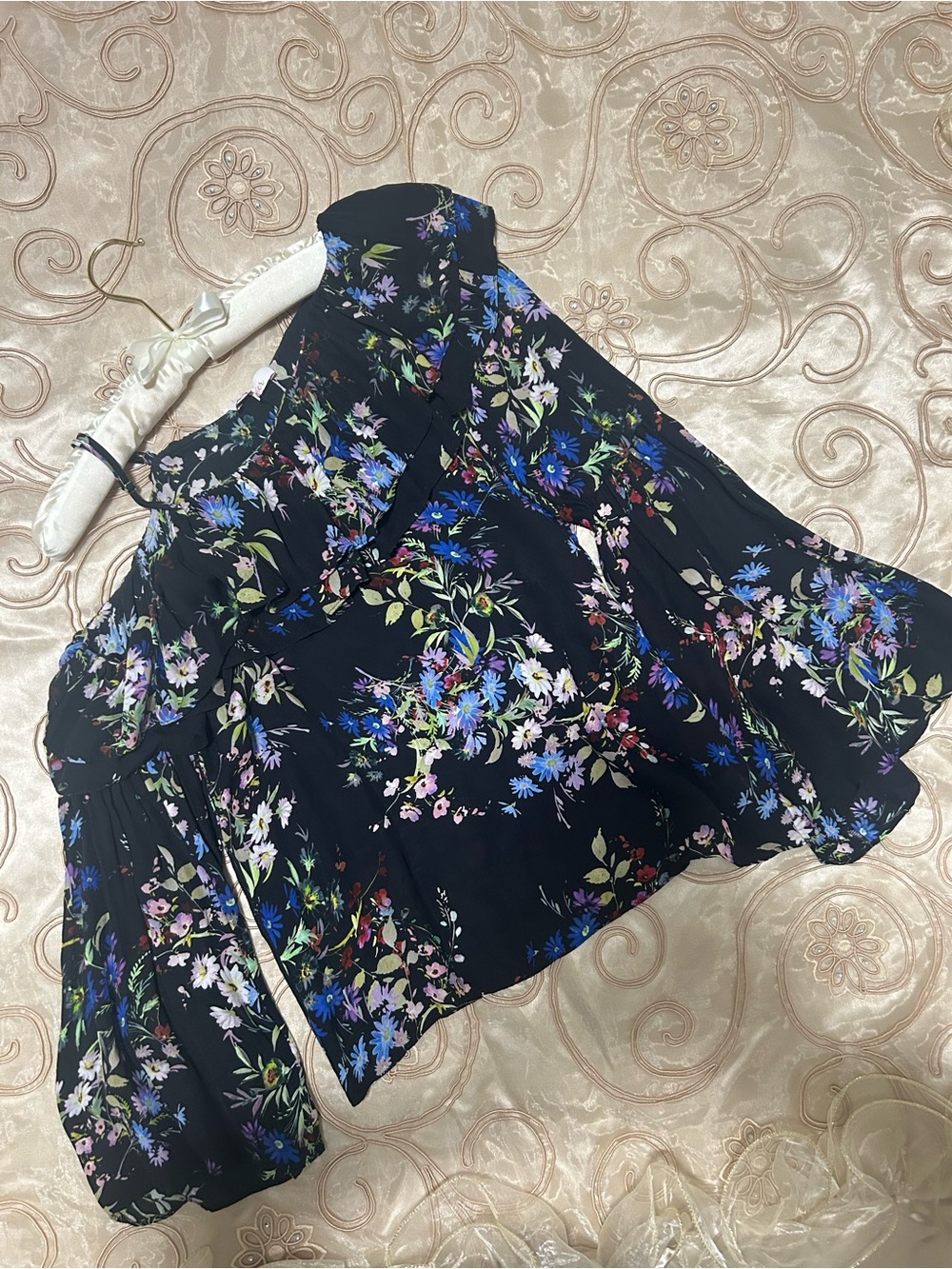 Parker Black Floral Off The Shoulder Ruffle 100% Silk Blouse S